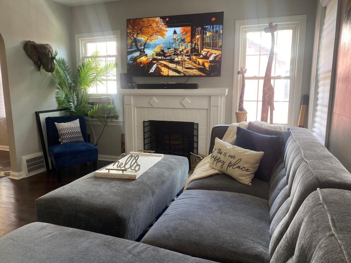קליבלנד Cozy, Upstairs Apartment Pets Welcome With Fee Family Friendly Close To Everything מראה חיצוני תמונה
