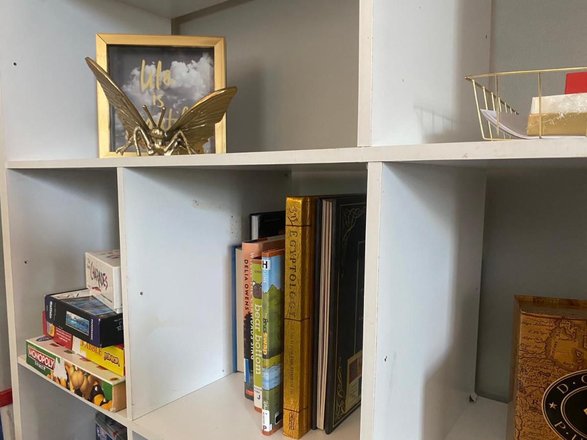 קליבלנד Cozy, Upstairs Apartment Pets Welcome With Fee Family Friendly Close To Everything מראה חיצוני תמונה